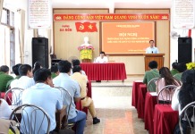 Lãnh đạo thị xã Ba Đồn phát biểu chỉ đạo tại hội nghị